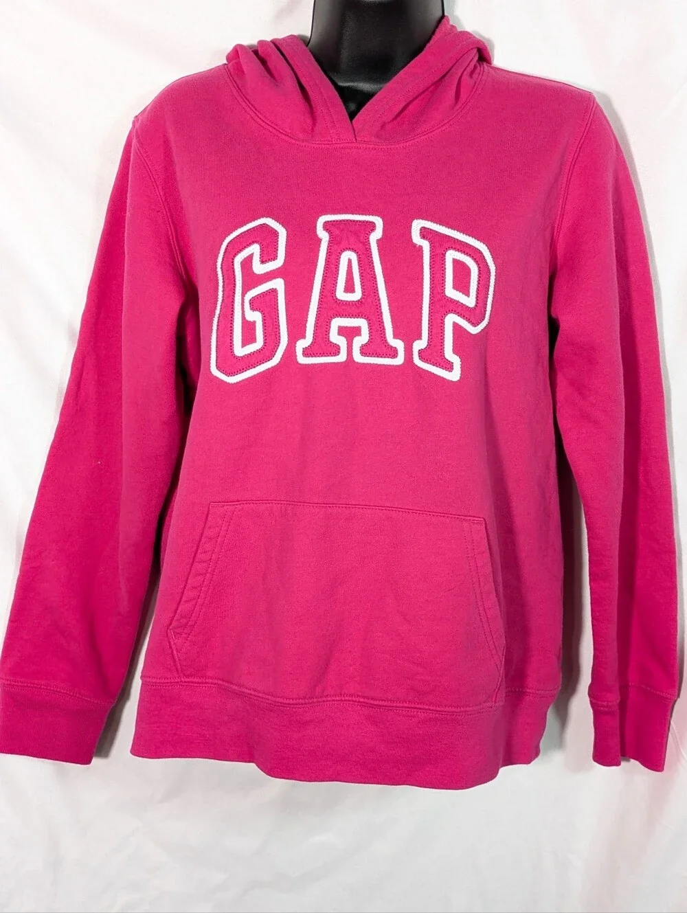 Barbie Core Pink GAP Pullover Hoodie White Lettering Athletic Athleisure Sz M